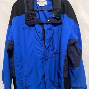 Columbia Men's Blue and Black Outdoor Jacket